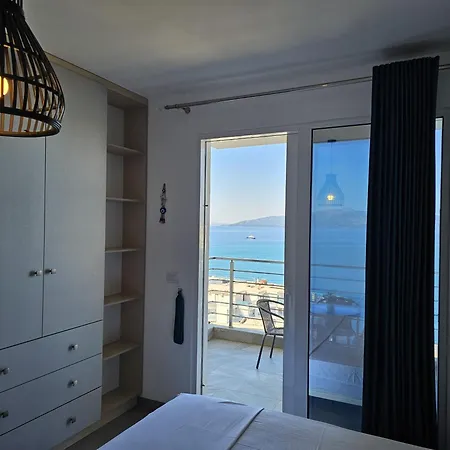 Mihaly * Sarandë